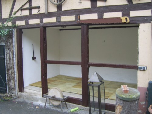 outdoor kitchen