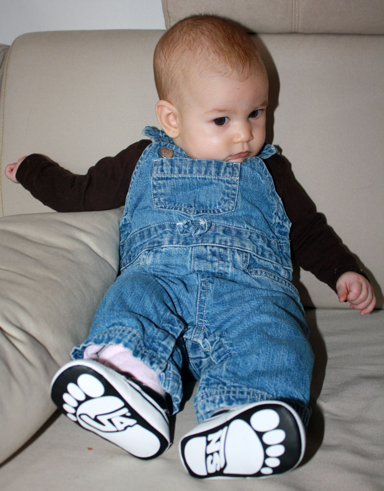 baby wearing vans