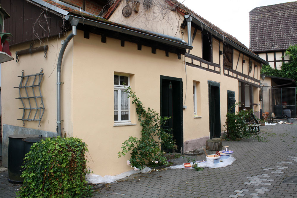 painting storage buildings 03
