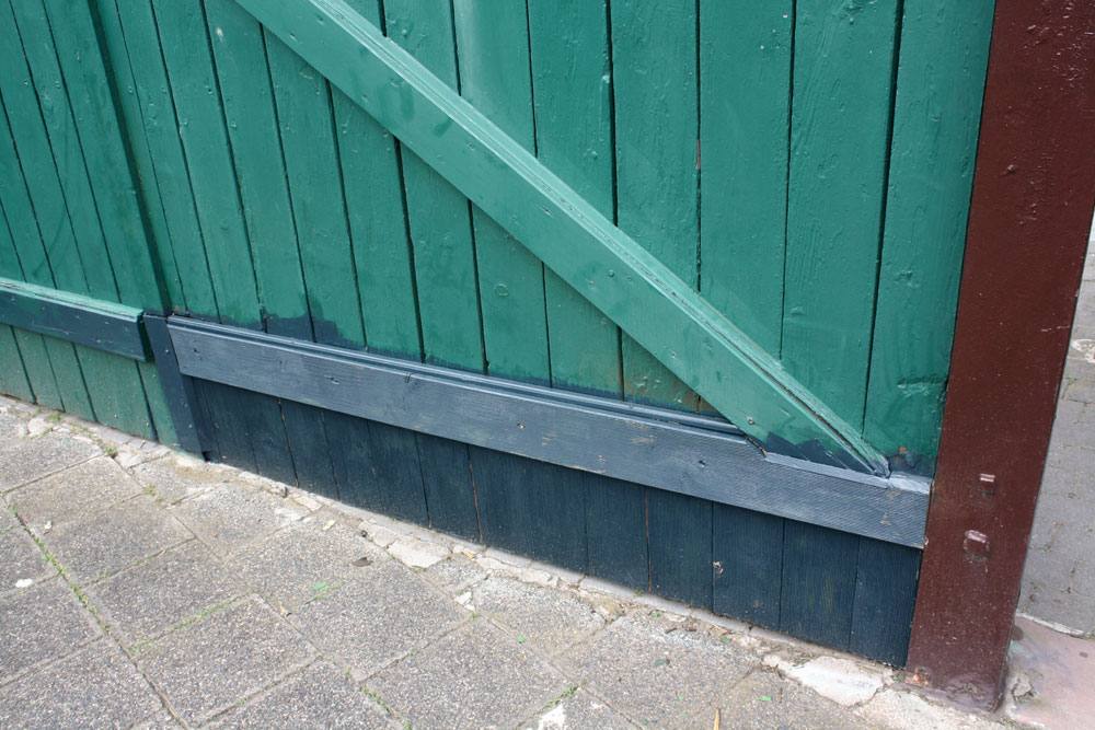 gate repair after needs paint