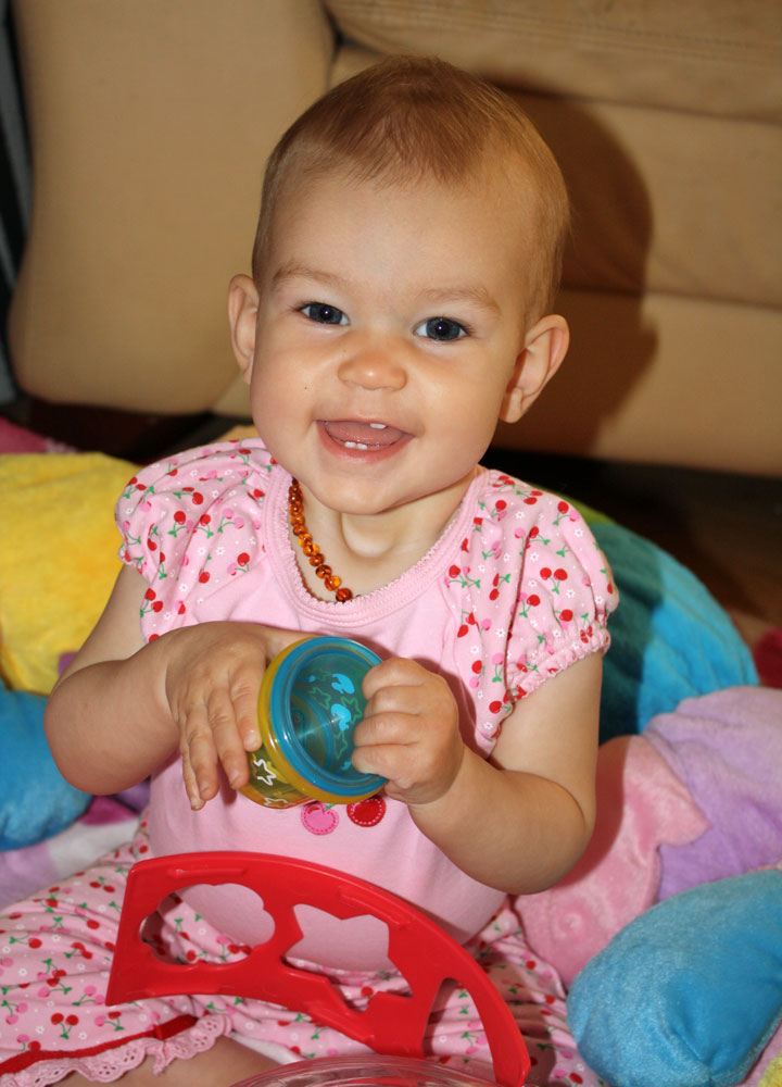 Mackenzie 9 months play cups