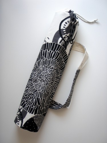 lslie art yoga bags