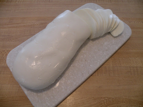 homemade-mozzarella