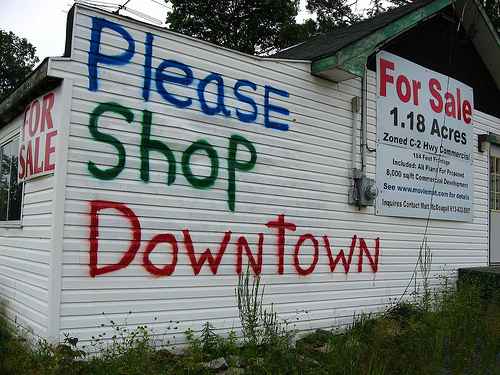 11 Ways to Support Local Businesses