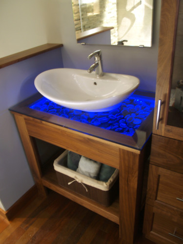 Vanity-With-Blue-Lights_s3x4_lg