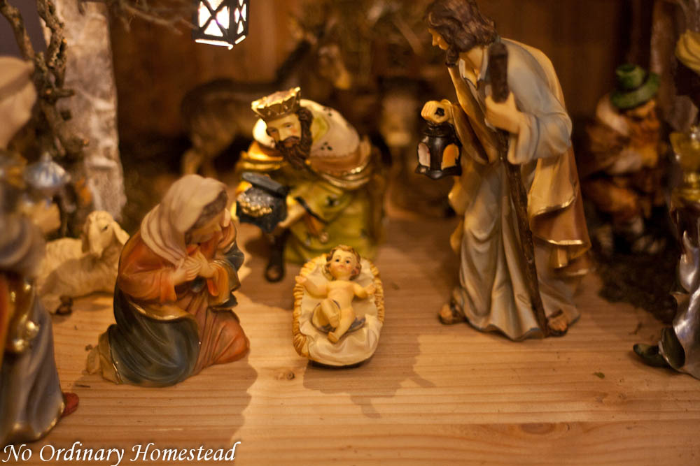 christmas-manger