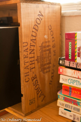 upcycled-wine-crate-bookshelves