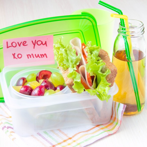 3 Tips to Tempt Kids to Eat Their School Lunch