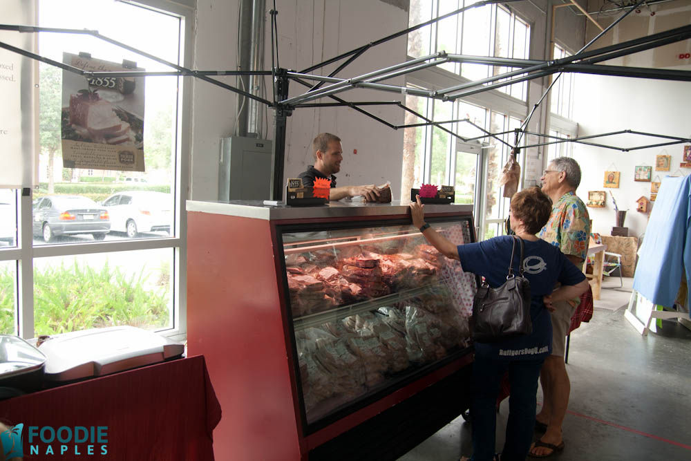 vanderbilt-farmers-market-naples-fl_meat-02