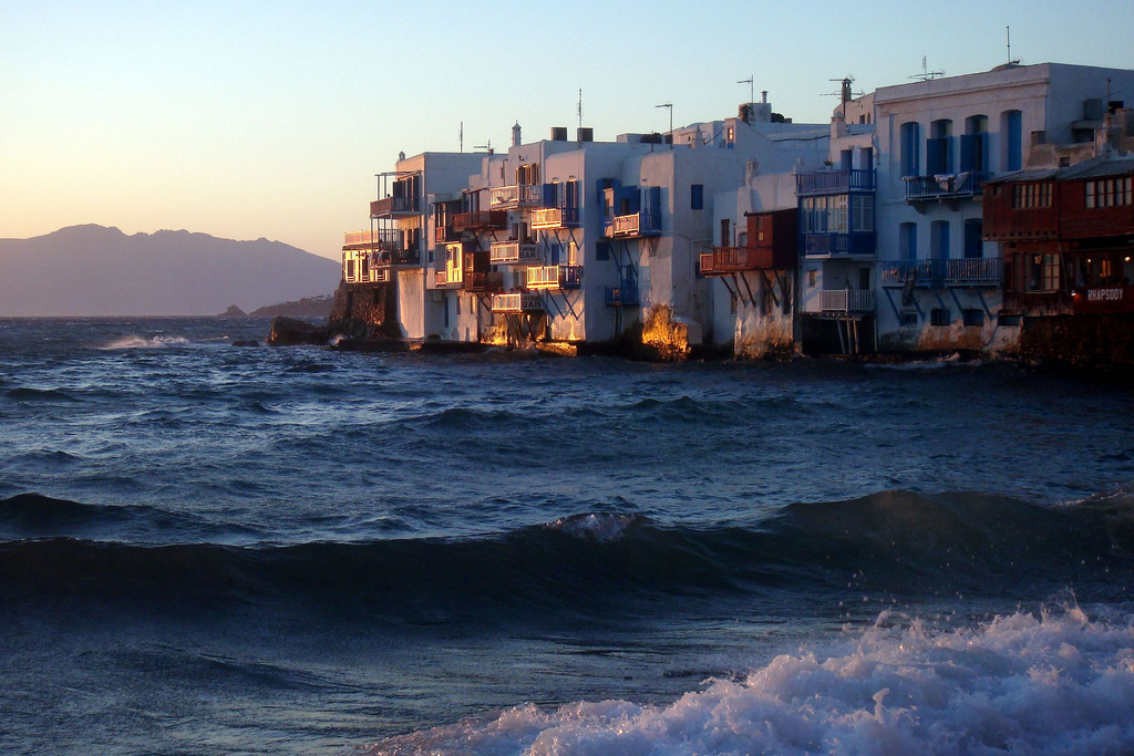 Hopping Along: Touring the Greek Islands