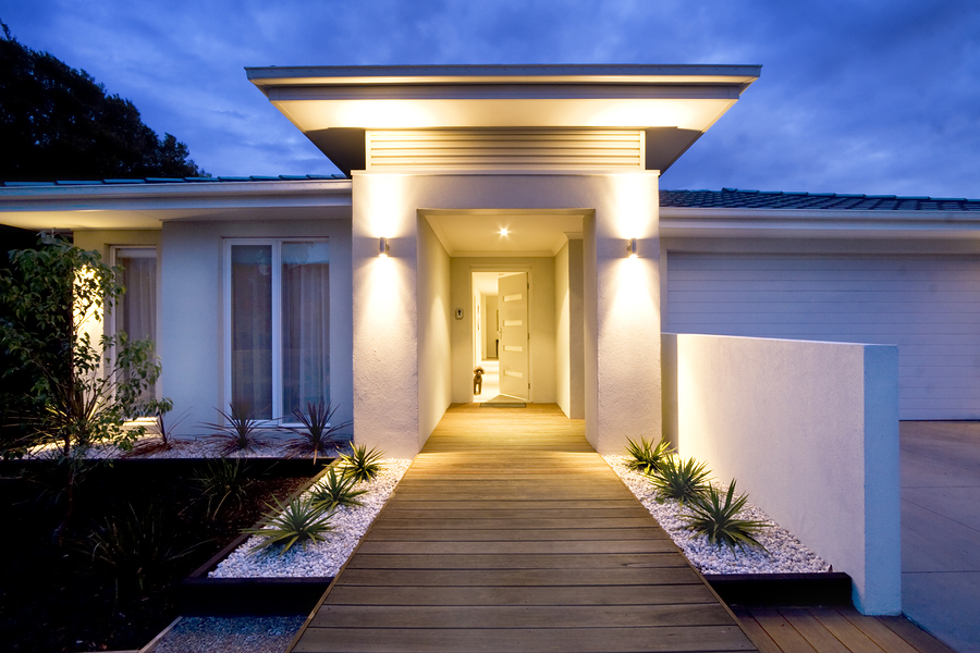 Three Benefits of Having a Professional Install Your Claremont Outdoor Lighting