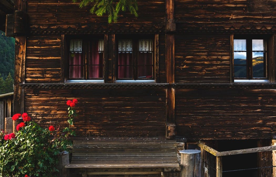 8 Affordable Summer Cabin Getaways Across America