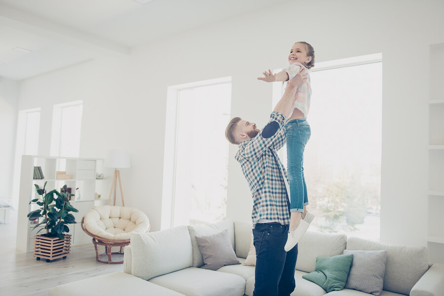 Tips for Single Parents Who Want to Purchase a Home