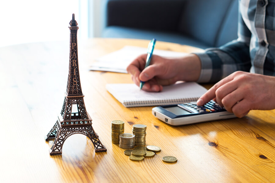 How to Travel Smart and Save On Your Trip?