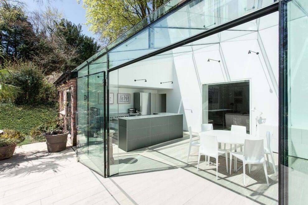 How to Avoid Heat Loss in a Glass Extension for Houses