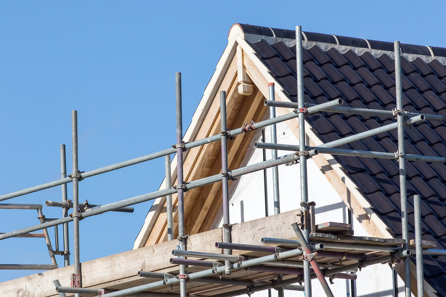 How To Hire The Best Contractors For Your Self-Build