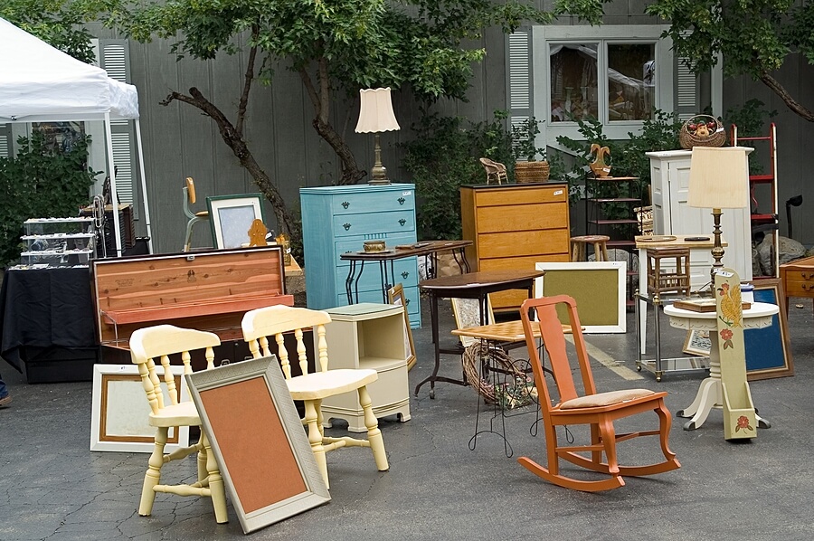 8 Yard Sale Finds to Snag and Up-cycle!