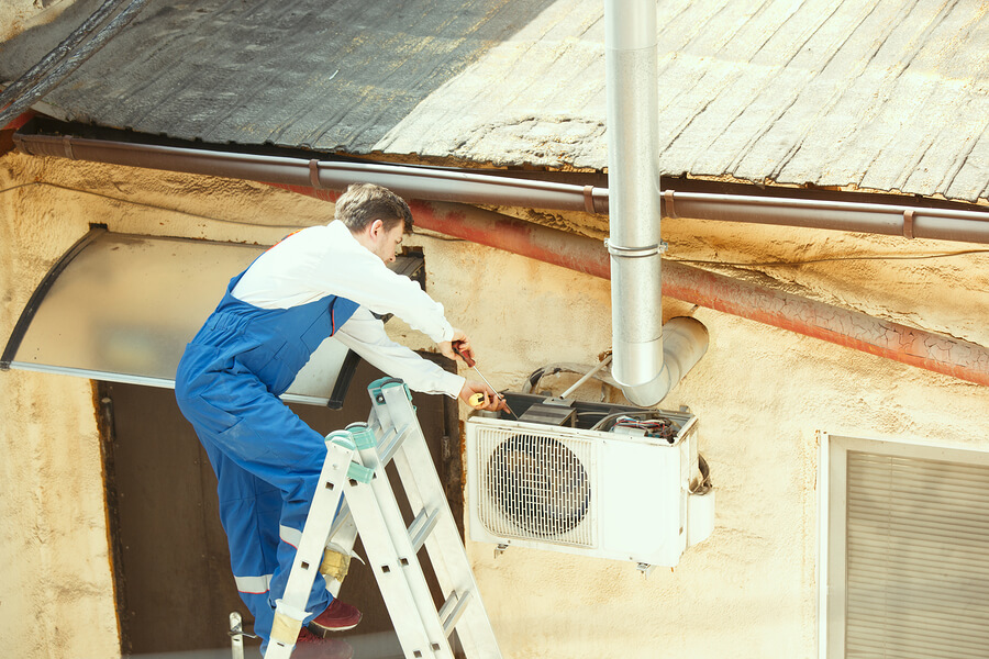 The Benefits of Having Your HVAC System Serviced Before Winter