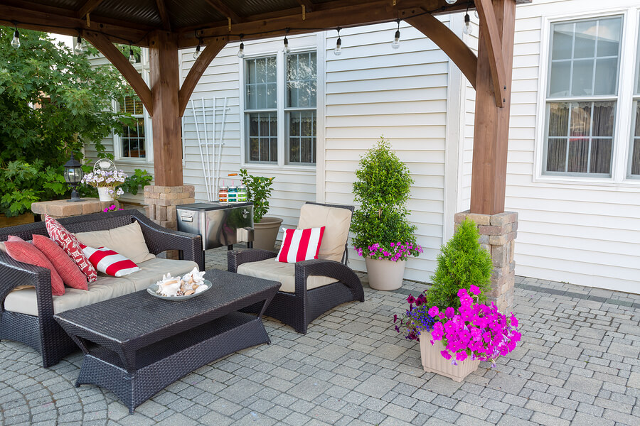 How To Expand Your Living Space Outdoors