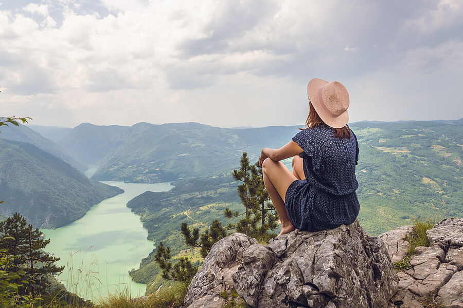 How to Choose the Best Cooler for Your Next Outdoor Adventure