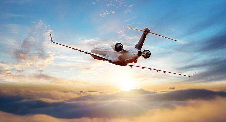 Which country uses the most private air travel?