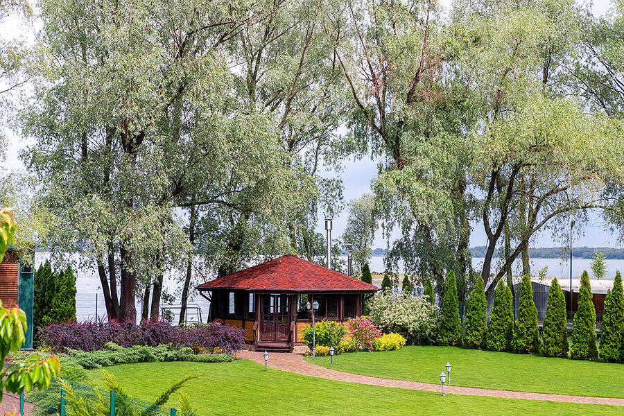 Summer House: Tips for Creating a Serene Space