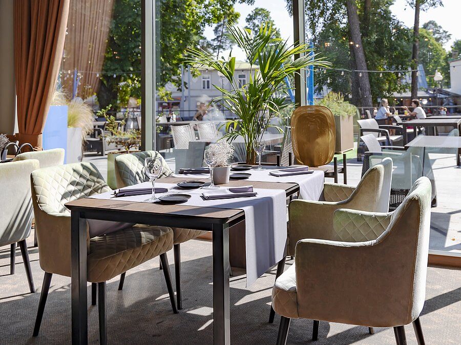 Durable and comfortable Restaurant chairs – can you find such a thing?
